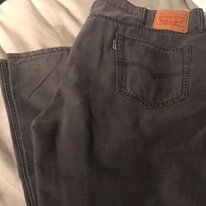 Men’s Levi Jeans 42x32